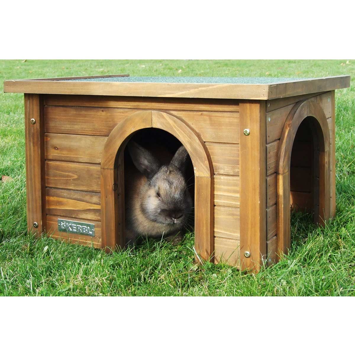 Kerbl Rodent Cabin 45 x 32 x 27 cm, Fir Wood with Bitumen Roof, in use