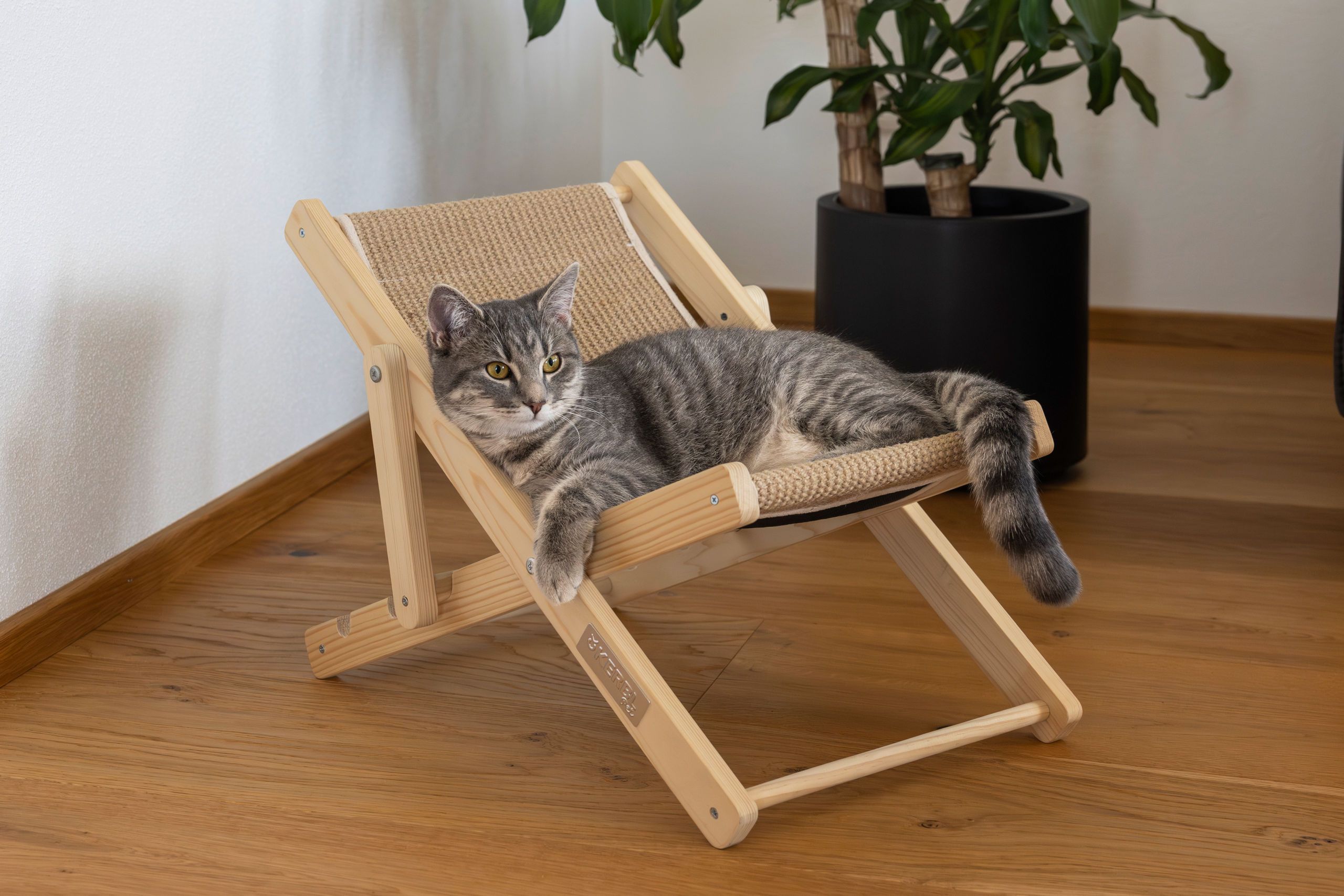 Kerbl Beach transat pour chat en sisal, hauteur réglable, marron