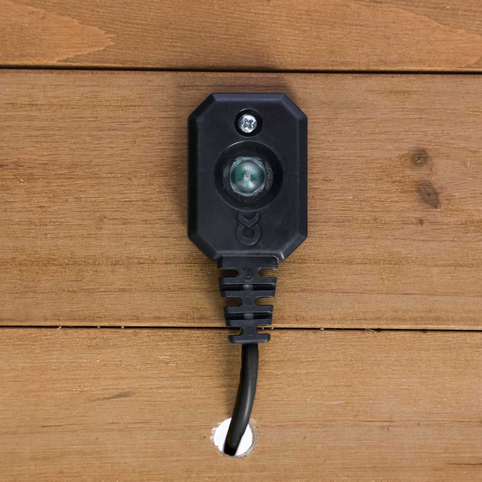 Kerbl SmartCoop Signalleuchte für Hühnerstall, mit 200 cm Kabel, Detailansicht, Anschluss