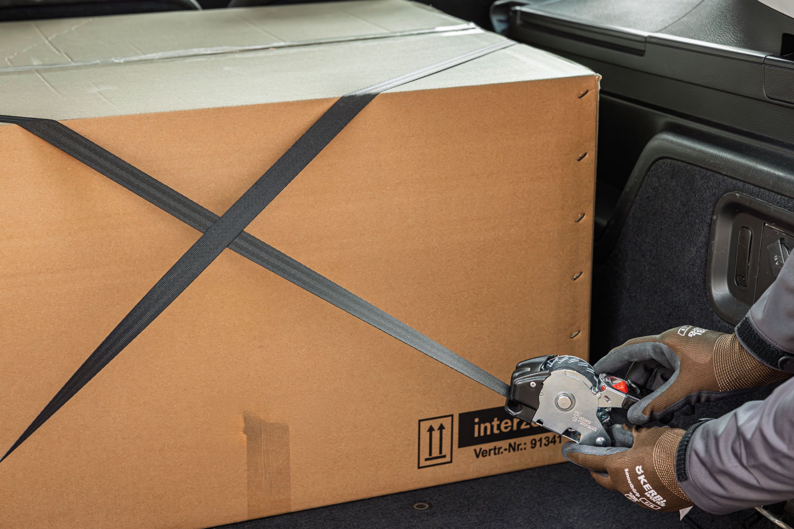 box, cardboard, straps, trunk, tape?