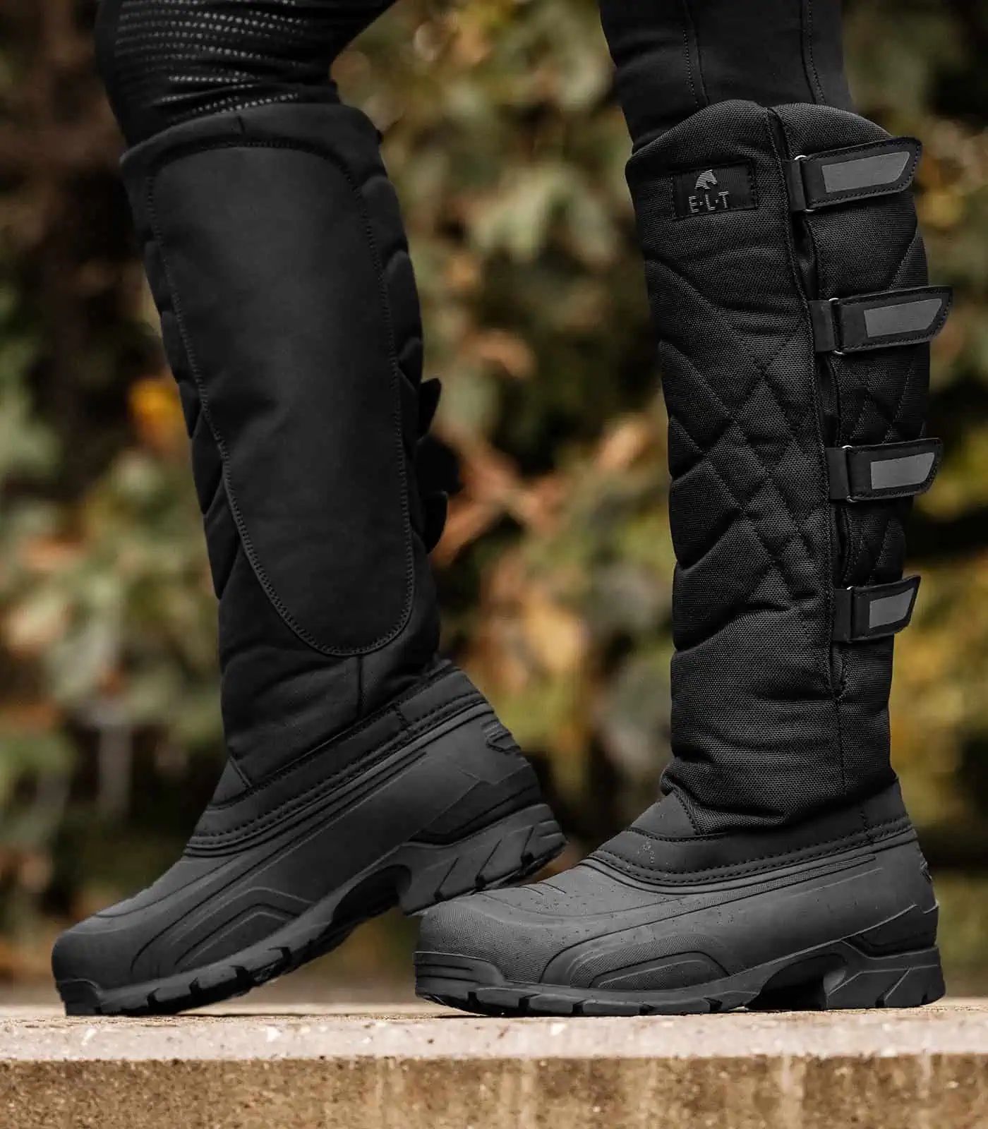 Bottes thermiques Essential ELT, imperméables, doublure polaire, noir, en utilisation