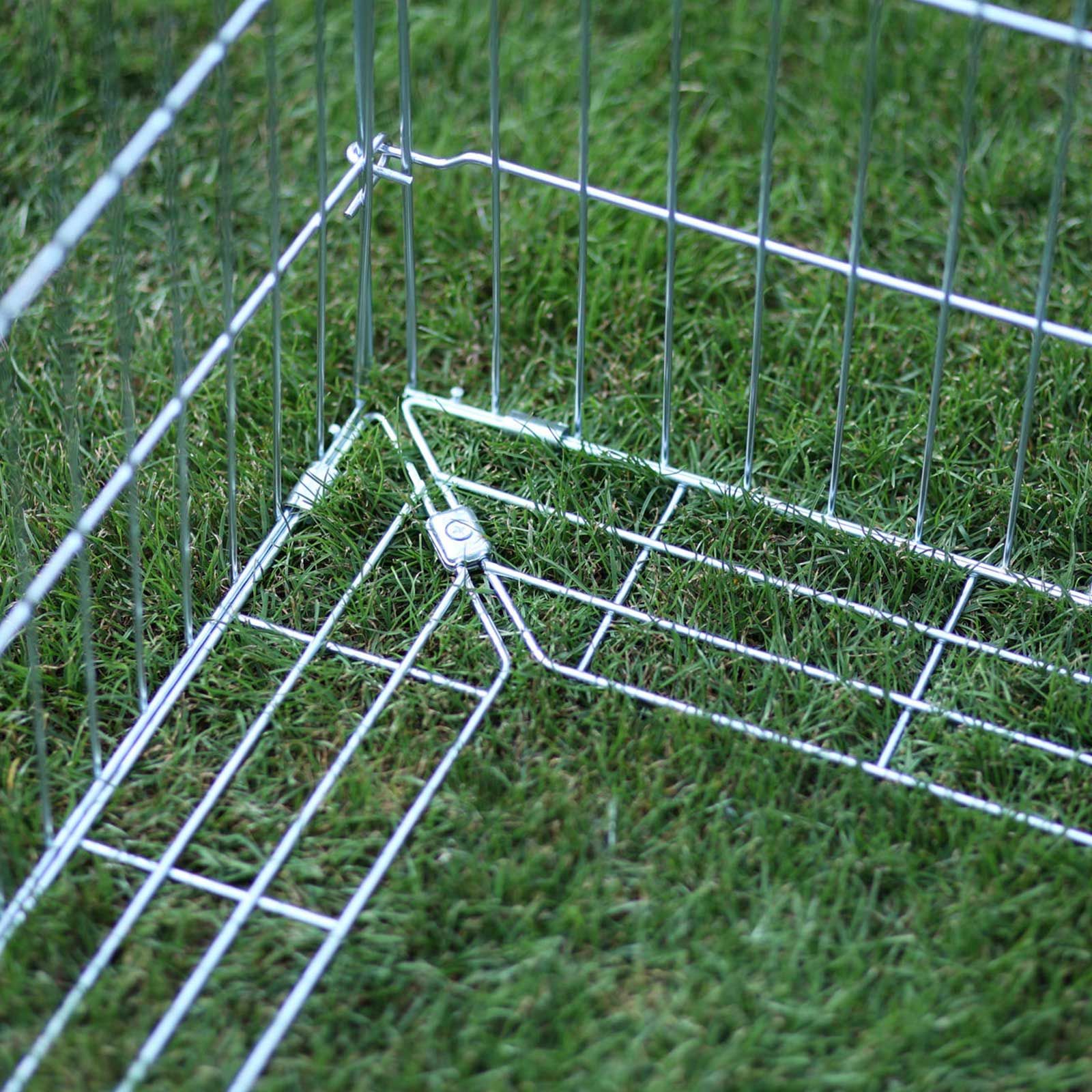 Kerbl Recinto da esterno con barriera antifuga 115 cm, zincato, dettaglio, chiusura