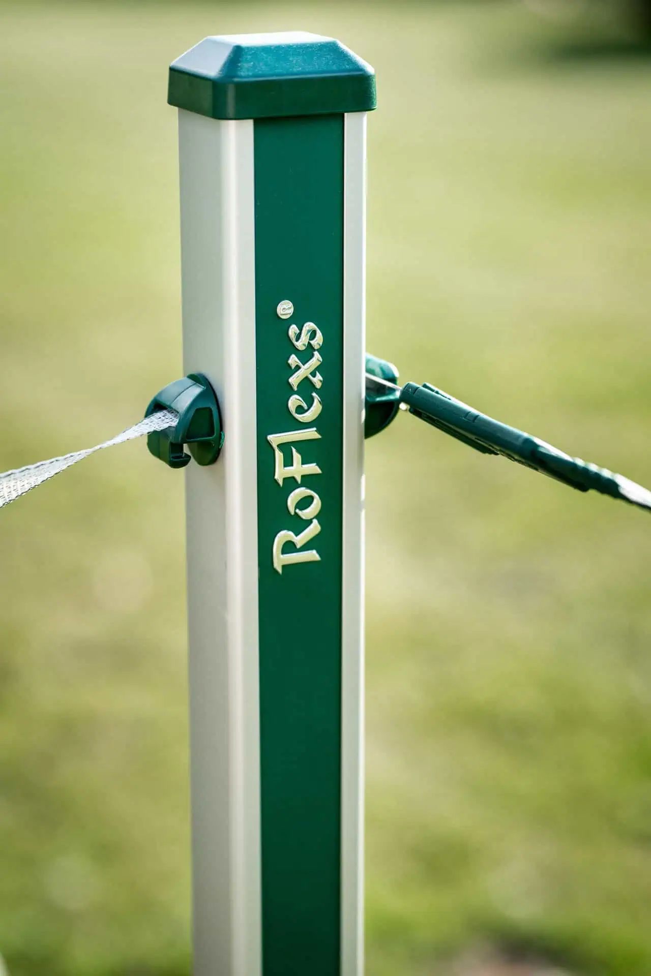 RoFlexs Zaunsystem Premium 145 Set, mobiler Weidezaun für Pferde, Detailansicht, Halterung