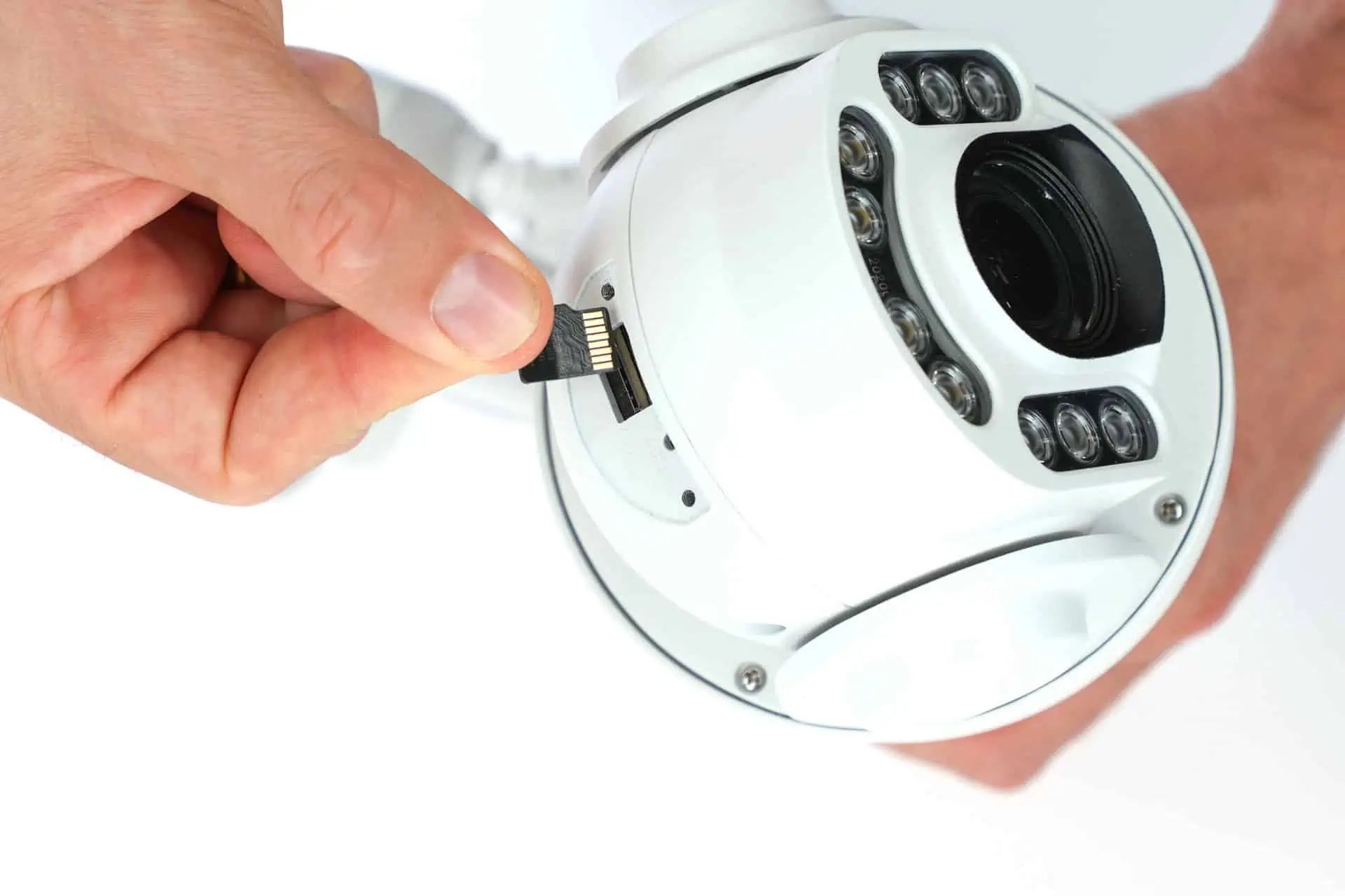 Kerbl Überwachungskamera IPCam 360 SIM-FHD mit Zoom, Detailansicht, Anschluss