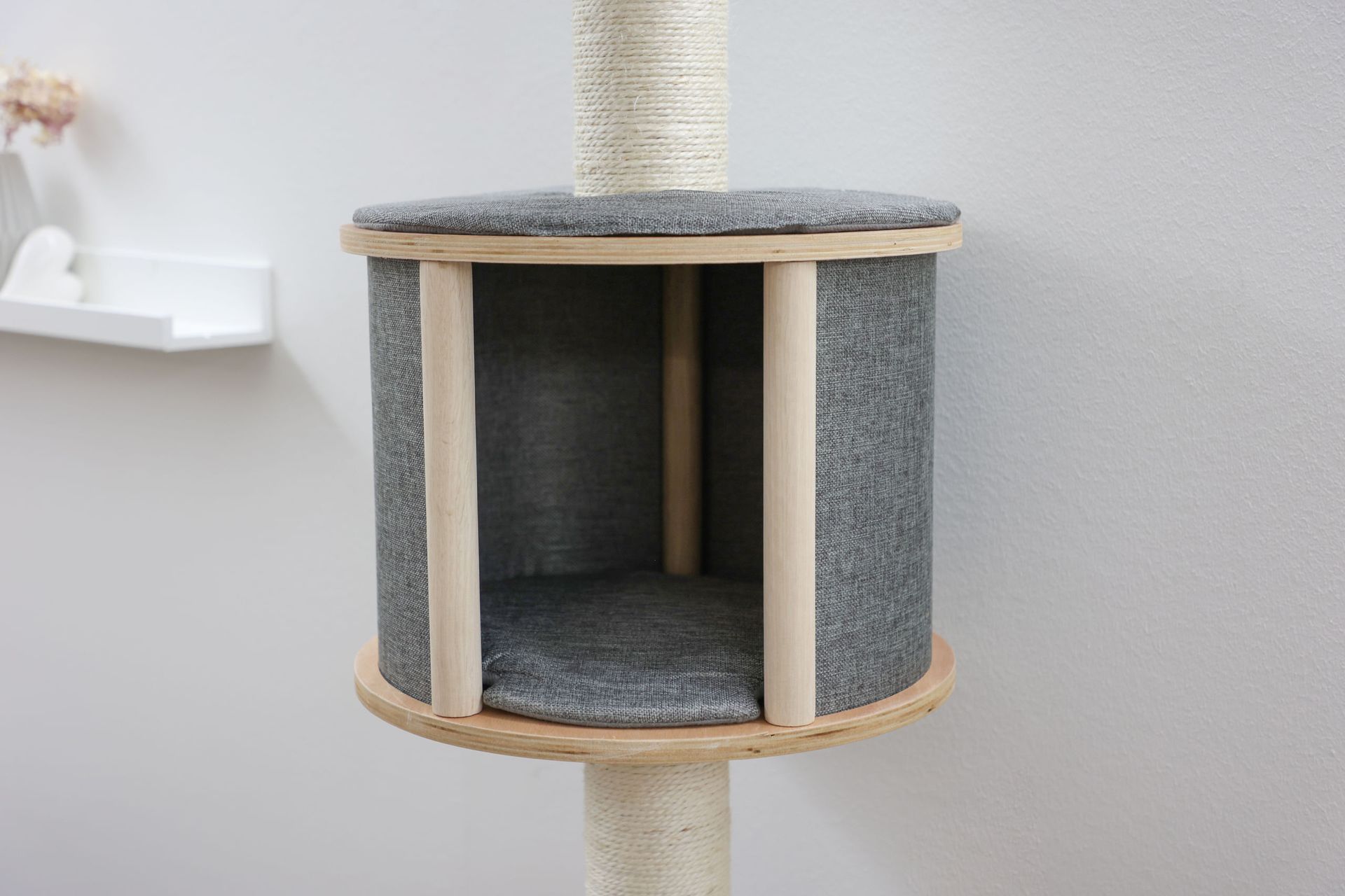 Kerbl Arbre à chat mural Dolomit Tofana, 168 cm, gris, détail