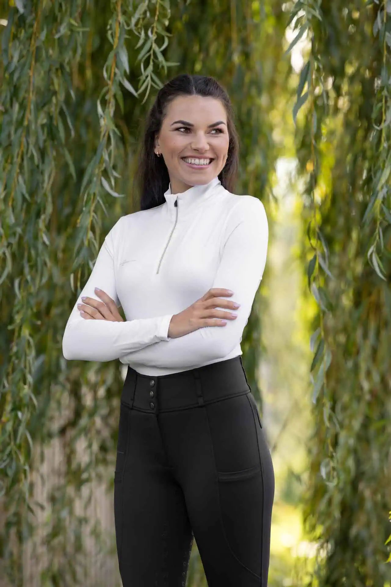 Covalliero ActiveShirt femme, blanc, chemise manches longues, coupe slim, en utilisation