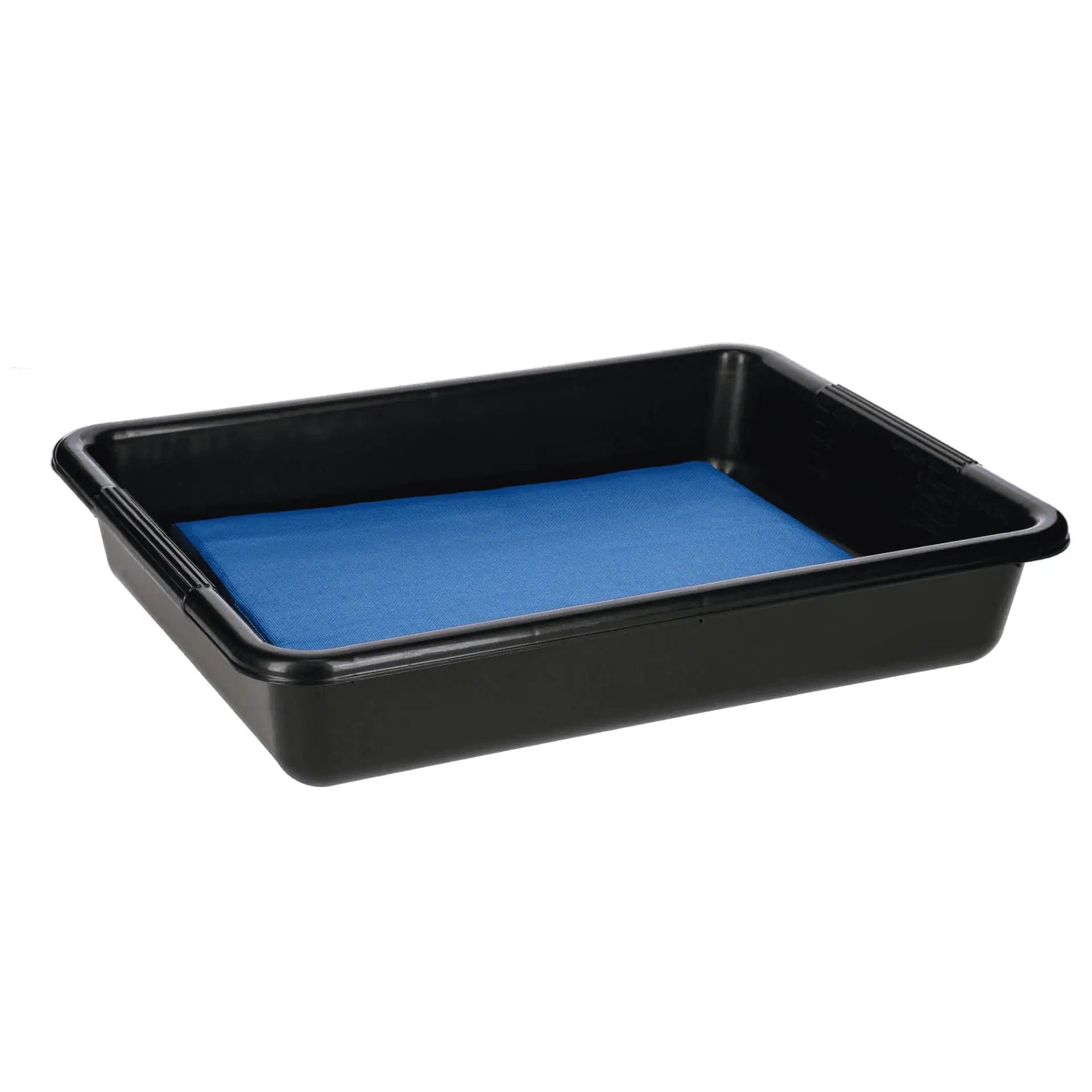 Bac de désinfection pour bottes Premium Kerbl 74 x 57 cm, en utilisation