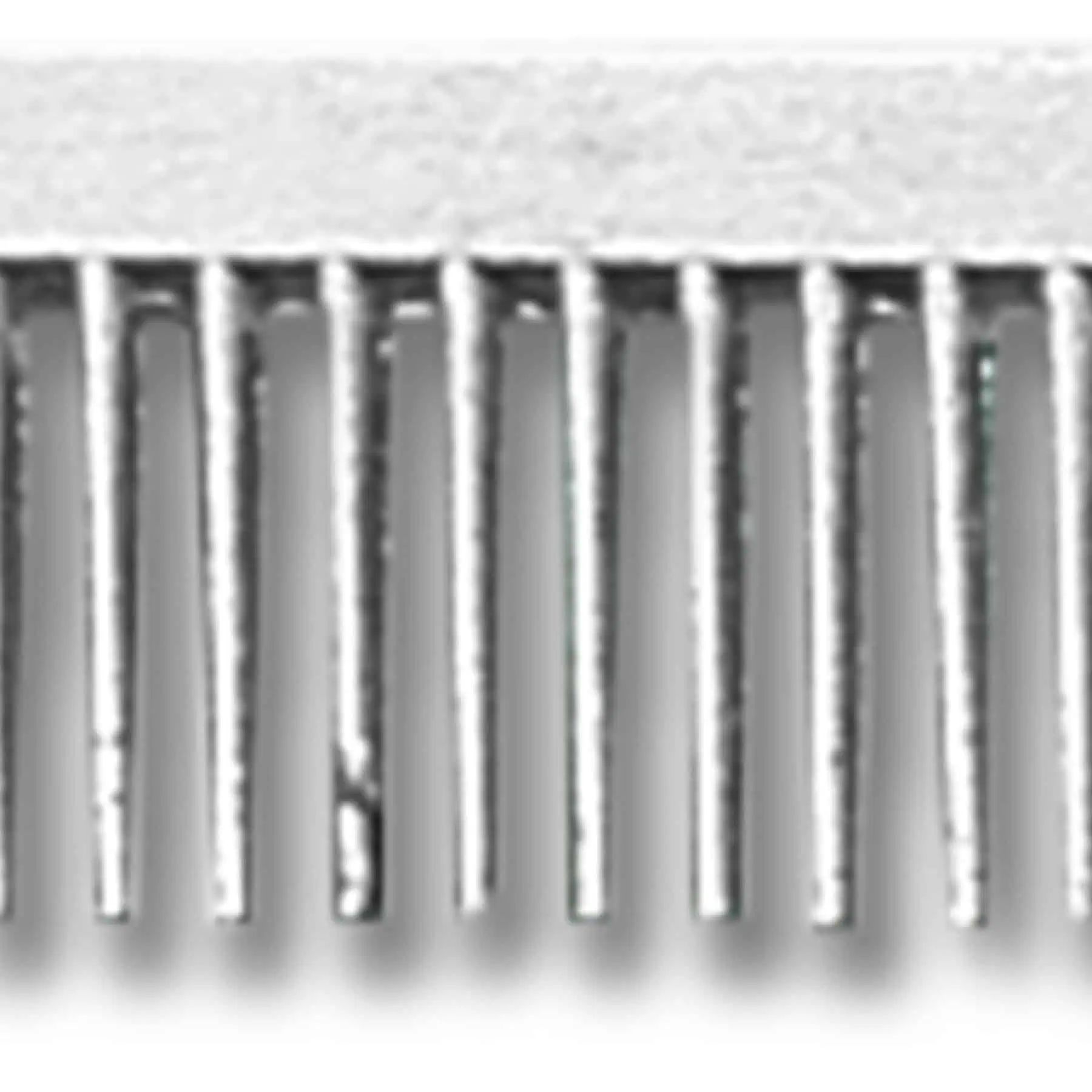 Waldhausen Mähnen-Reißkamm mit Holzgriff und Metallzähnen, 18,5 cm, Detailansicht, Zähne