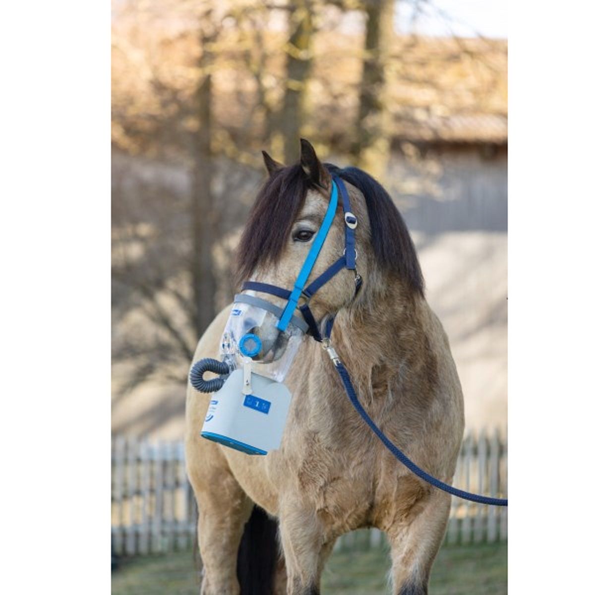 Hippomed Inhalator cu Ultrasunete Cal AirOne Flex, Baterie, Fără Mască, în utilizare