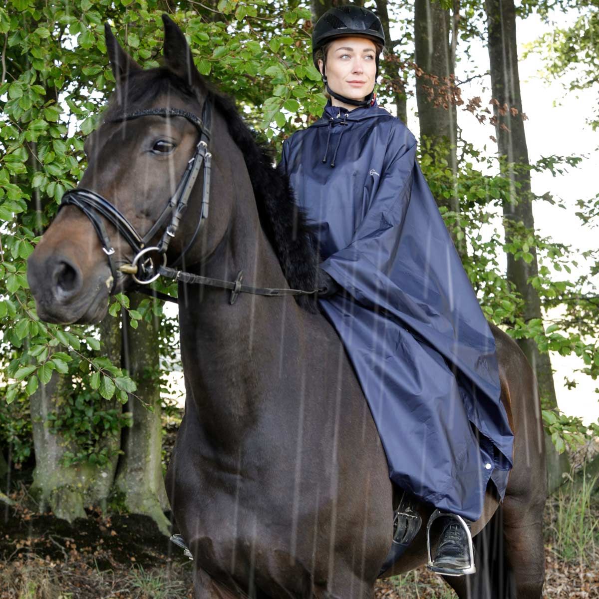 Covalliero Poncho de pluie équitation, taille unique, en utilisation