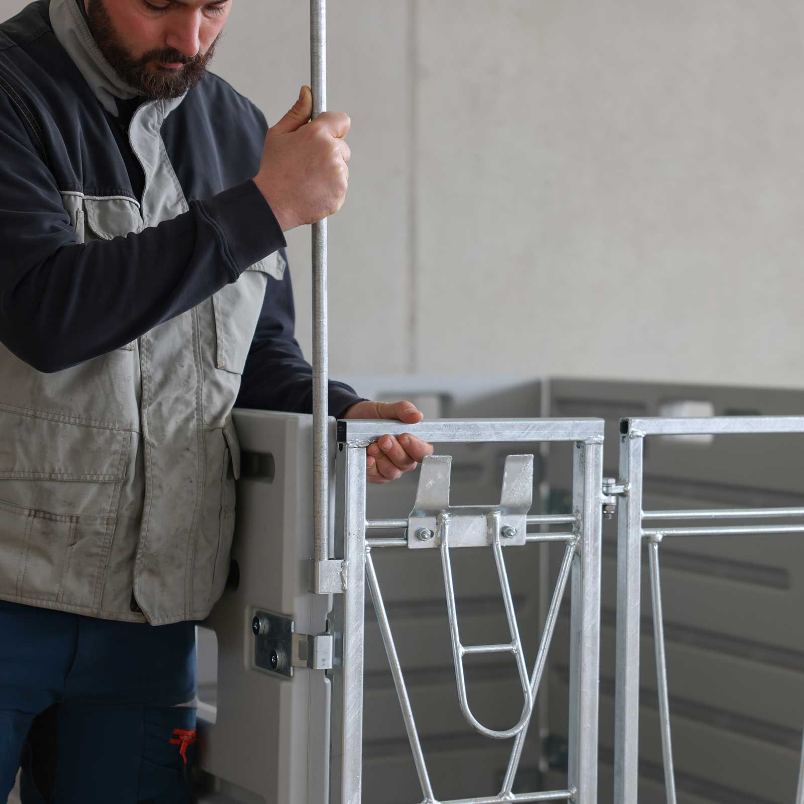 Kerbl Modulare Kälberbox Doppelbucht freistehend, 1,8 qm