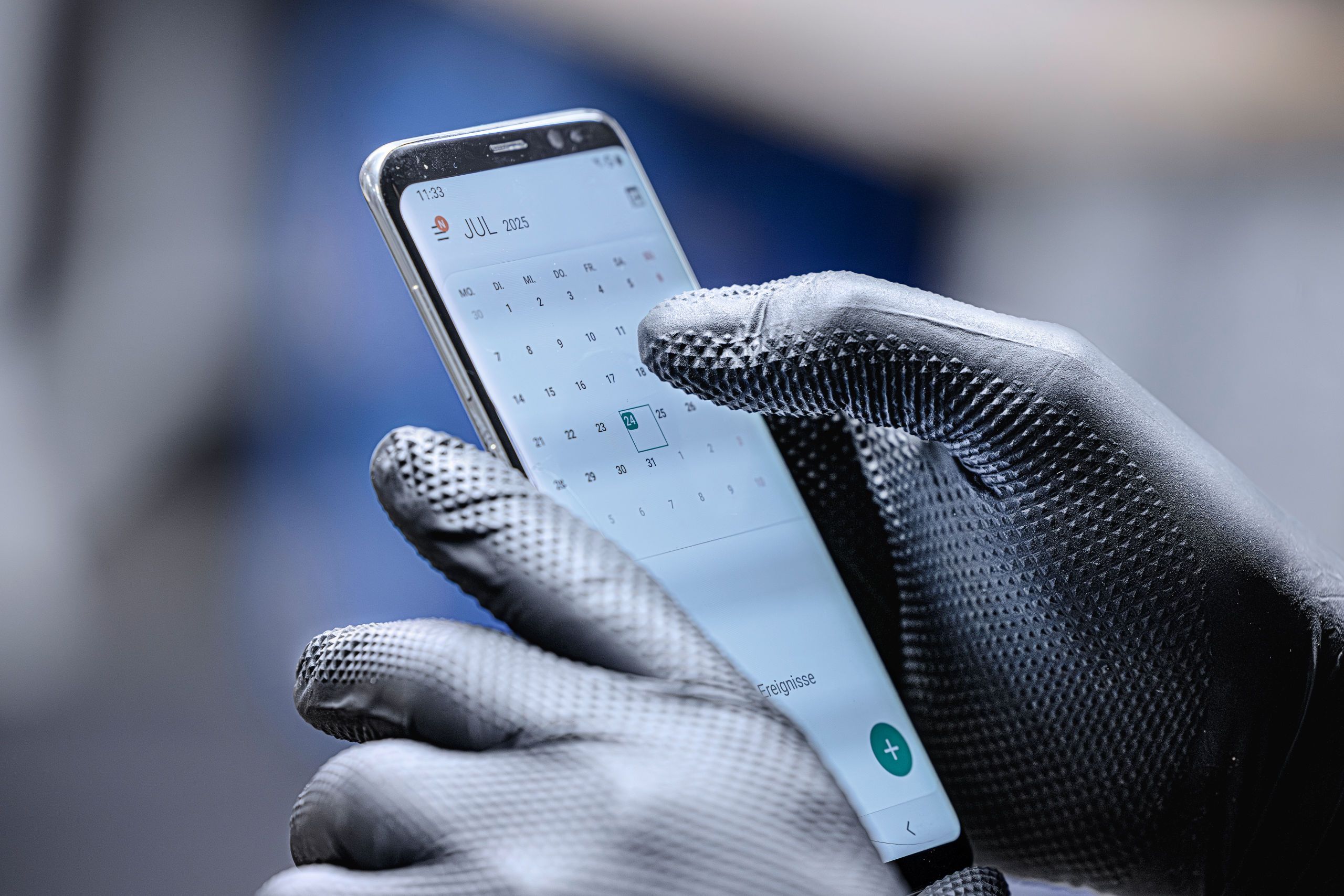 Smartphone, Kalender, Handschuh, Touchscreen, Hand mit Handschuh