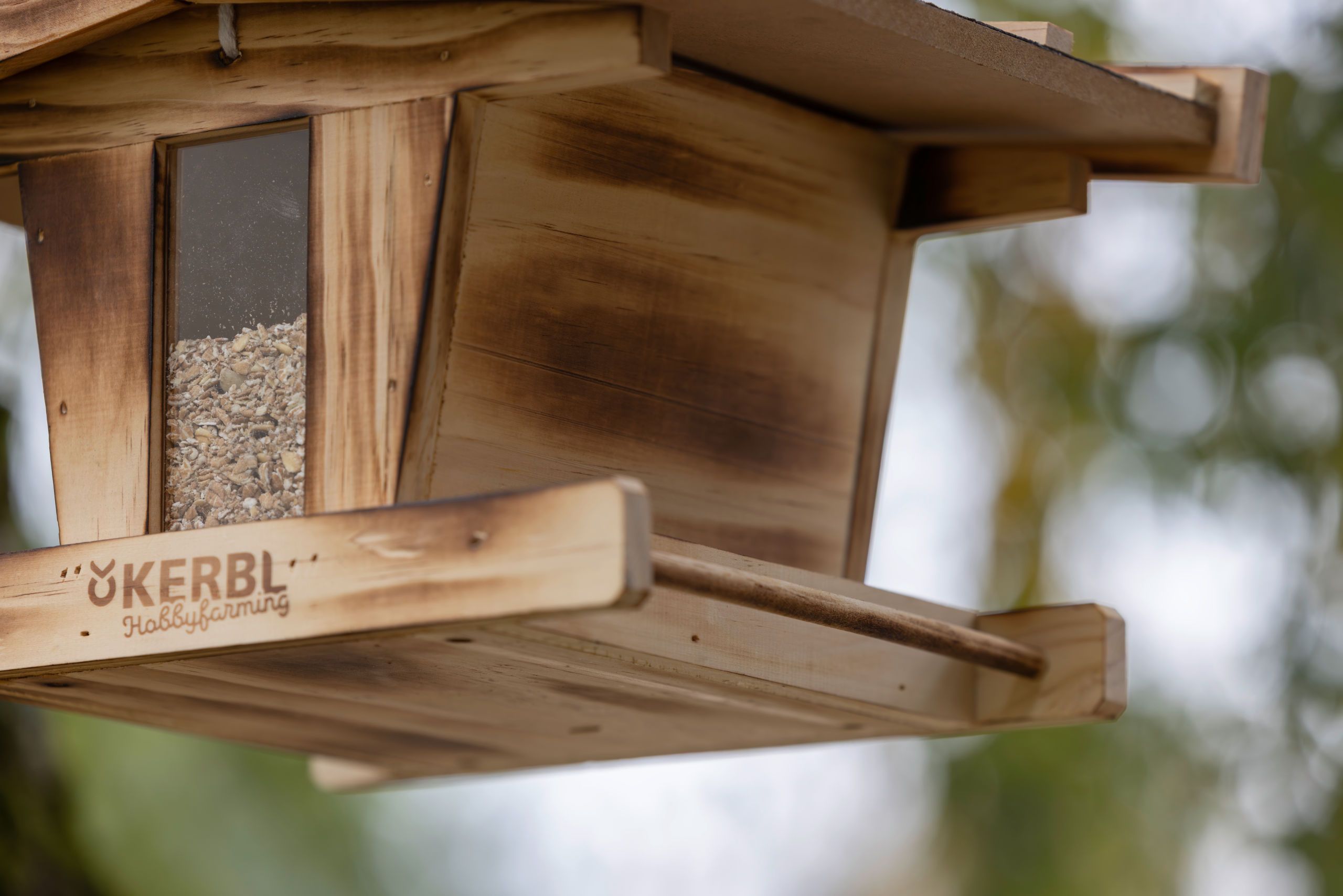 Vogelfutterstation aus Holz, Saatgutbehälter, Außenfütterer, handgefertigt, Kerbl Hobby Farming