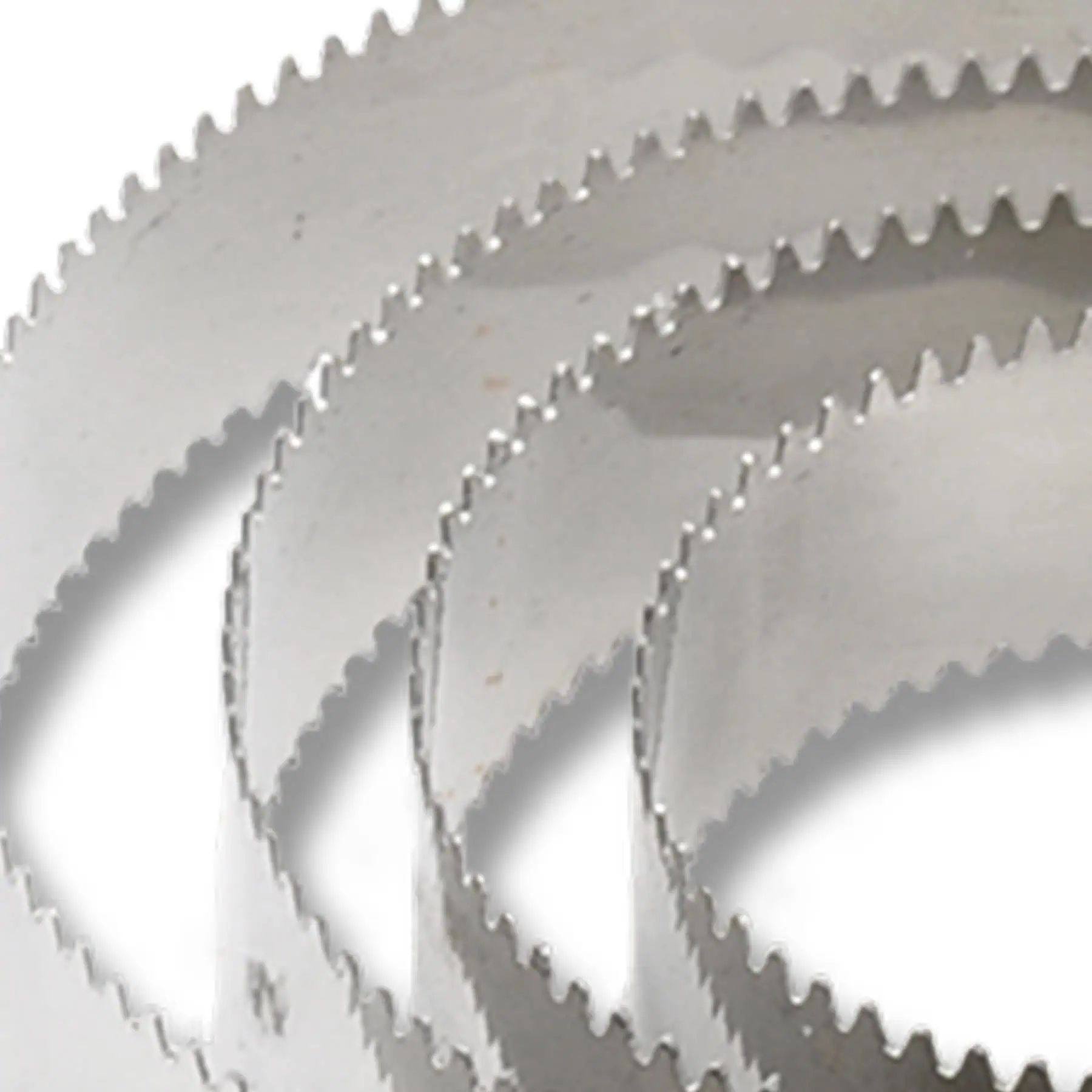Waldhausen Federstriegel mit Gelgriff, 4 Edelstahlringe, 2 Putzstärken, Detailansicht, Zähne