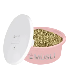 Runder Napf mit Deckel, gefuellt mit Muesli, Aufschrift Muesli, rosa