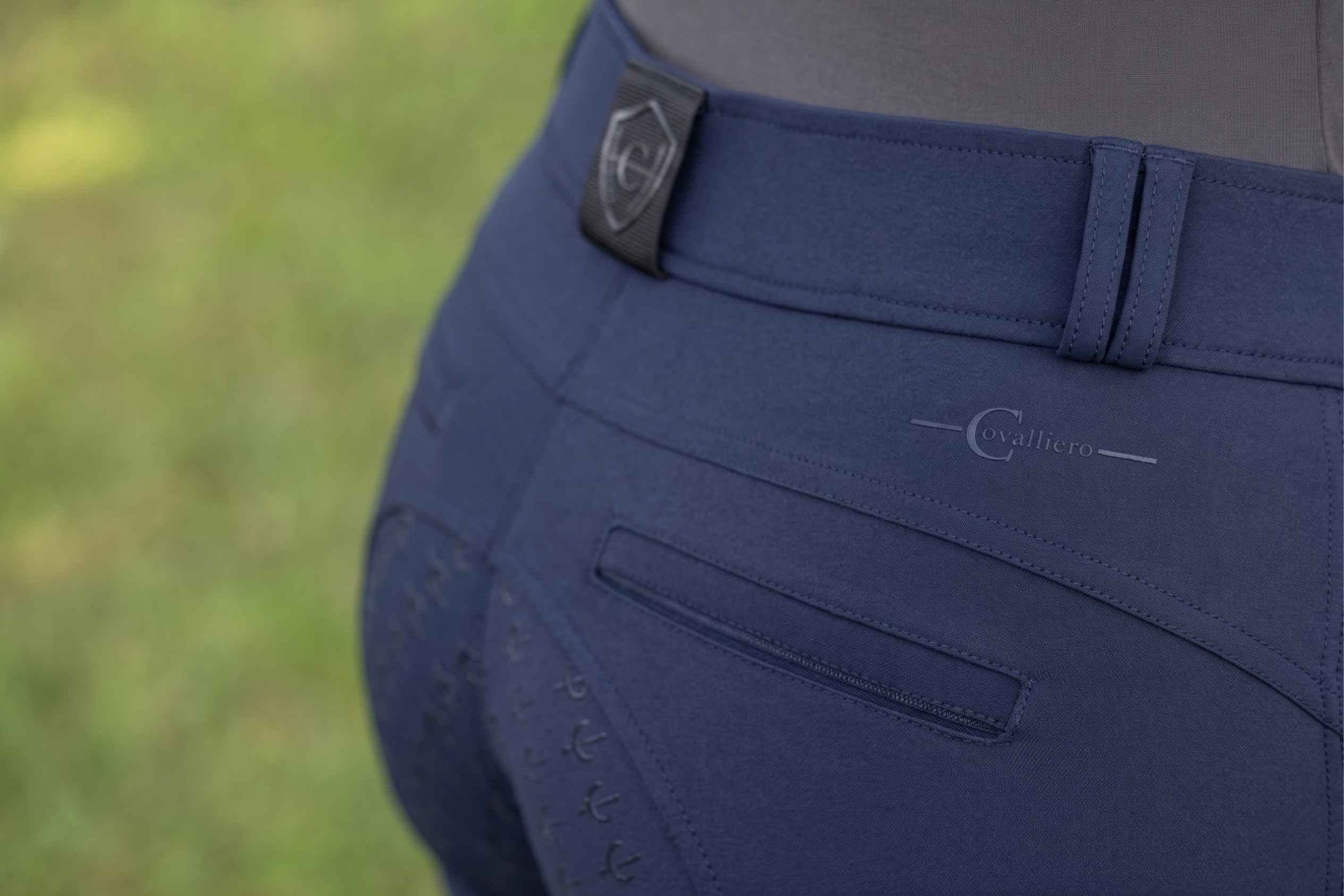 riding pants, equestrian pants, jodhpurs, navy blue, back pocket