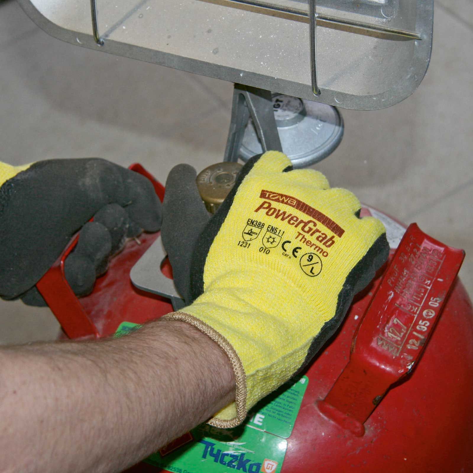 Keron Gant d'hiver PowerGrab Thermo jaune, tricot fin avec revêtement latex, taille 9