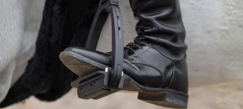 Covalliero Saddle & Accessories